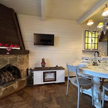 Trilocale A Due Passi Dalle Piste Con Balcone דירה